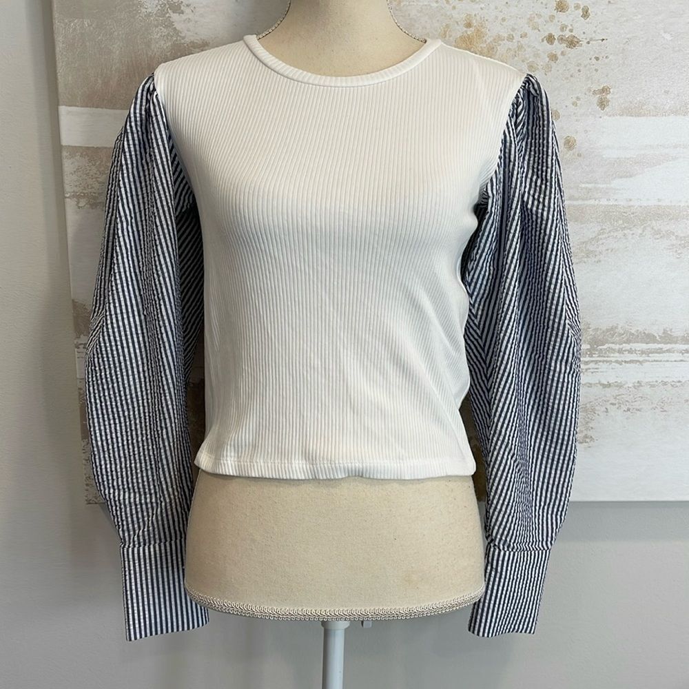 Zara Ribbed Along Sleeve Tee With Striped Sleeves Size Medium